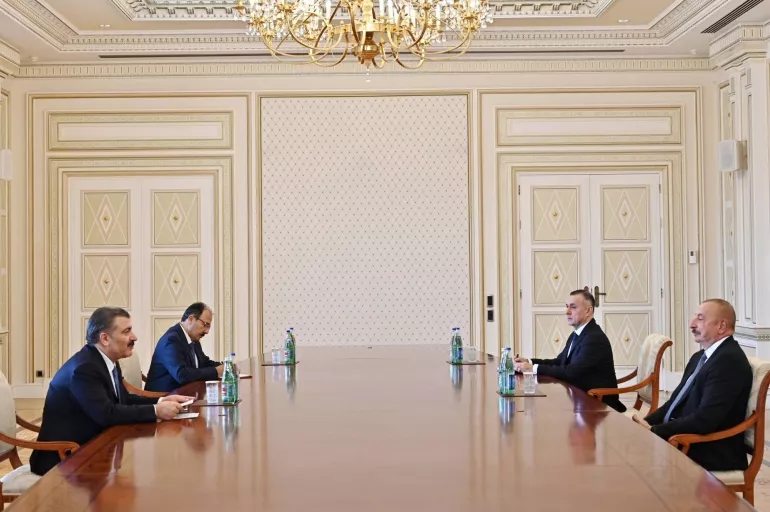 Bakan Koca Azerbaycan Cumhurbaşkanı İlham Aliyev ile görüştü