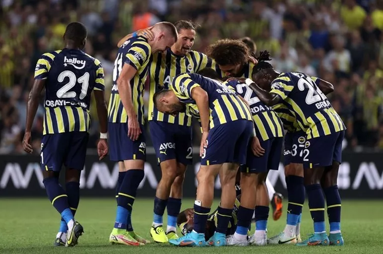 Fenerbahçe'de derbi öncesi şoke eden gelişme! Yıldız oyuncu Beşiktaş'a karşı yok
