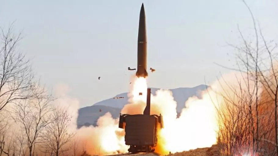 Güney Kore'ye gözdağı: Kuzey Kore balistik füze fırlattı