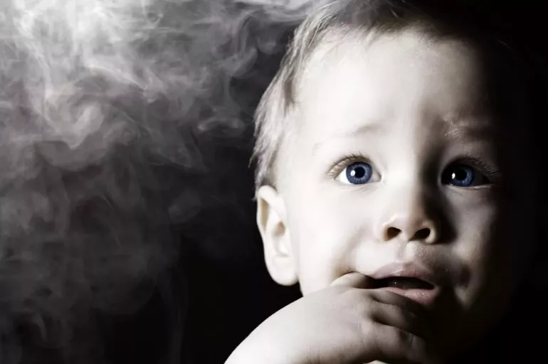 Sigara nesilden nesle zarar aktarıyor! Sigara kullanan bir babanın torununda bile astım görülebiliyor!