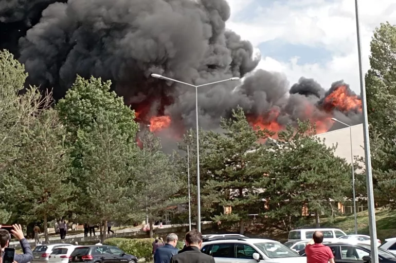 Son dakika: Erzurum Atatürk Üniversitesi'nde korkutan yangın
