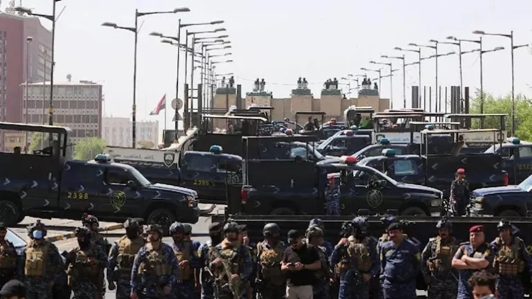 Son dakika: Irak'ta tansiyon düşmüyor! Meclis binası yakınına iki füze düştü