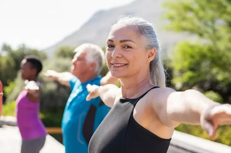 50 yaşından sonra bu sporları yapın! Vücut ağırlığı egzersizleri kas kütlesini yeniden kazanmaya yardım ediyor!