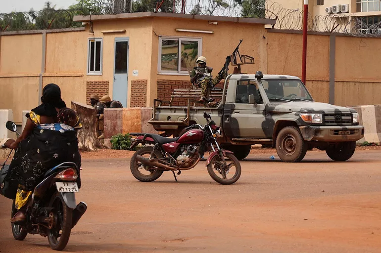 Burkina Faso'da darbe! Ordu yönetime el koydu
