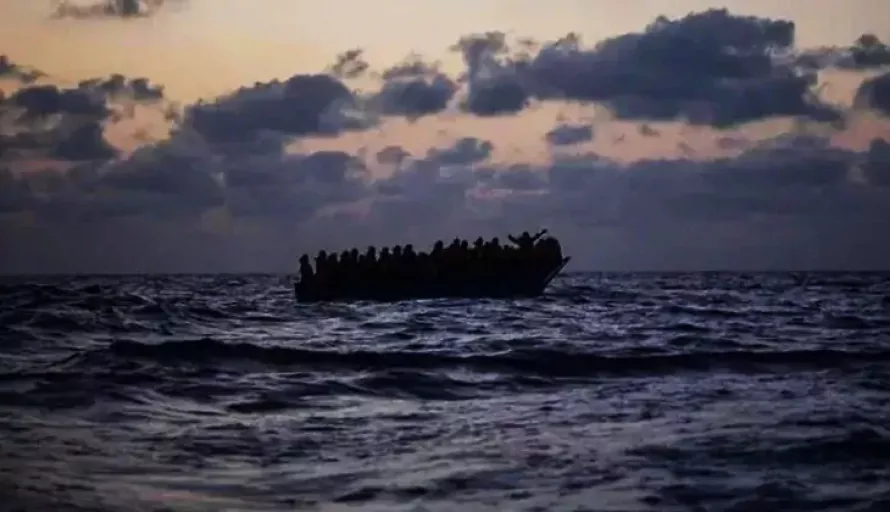 Ege'de facia: Düzensiz göçmenleri taşıyan tekne battı! 16 kişi hayatını kaybetti