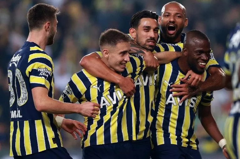 Fenerbahçe, Rennes'i konuk ediyor! Dev maçta ilk 11'ler belli oldu