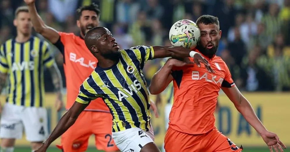 Fenerbahçe zirveye oturdu: Tek golle Başakşehir'i mağlup etti
