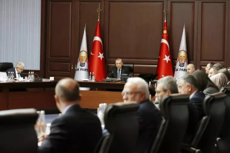 Son dakika: AK Parti MYK Cumhurbaşkanı Erdoğan başkanlığında toplandı!