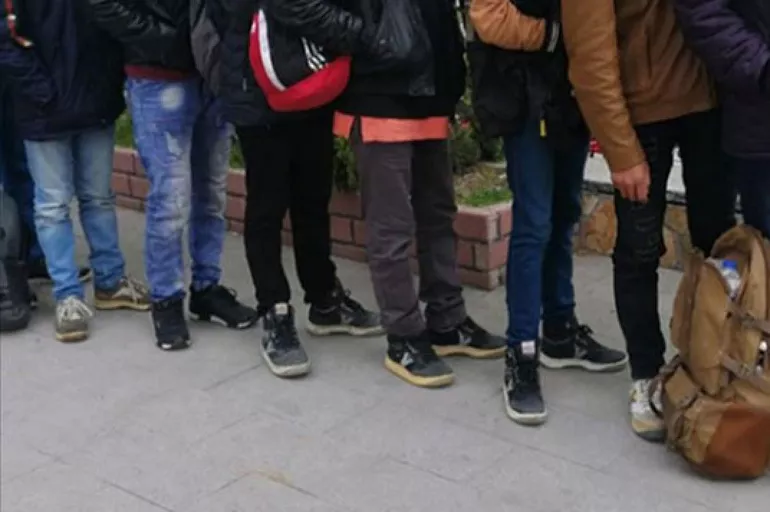 Son dakika: Erzincan'da düzensiz göçmen operasyonu! 