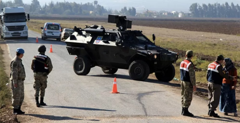 Son dakika: Hakkari'de askeri araca saldırı! 3 PKK'lı terörist yakalandı