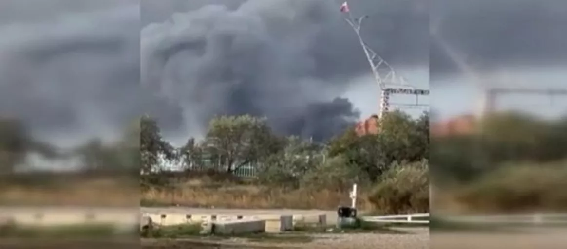 Uçaktaki mühimat patladı: Rusya'nın yasa dışı ilhak ettiği Kırım'da büyük patlama
