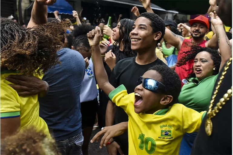 Brezilya tur atladı Rio De Janeiro sokakları coştu! 2022 Dünya Kupası