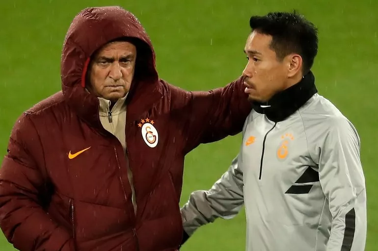 Galatasaraylı efsane oyuncu 2022 Dünya Kupası'nda forma giyecek!  36 yaşında aday kadroya çağrıldı.