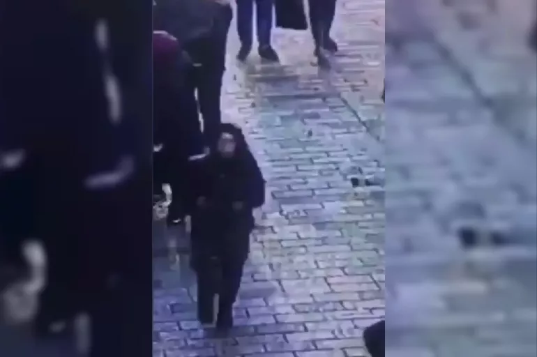 Taksim'deki bombalı saldırıda şüpheli kadının kaçış anı kamerada