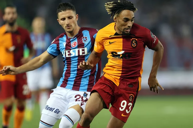 Galatasaray'a Sacha Boey piyangosu! Avrupa devi rekor teklif yaptı