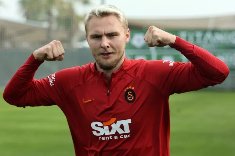Nelsson'da transfer açıklaması! Danimarkalı oyuncuya Avrupa devi talip oldu