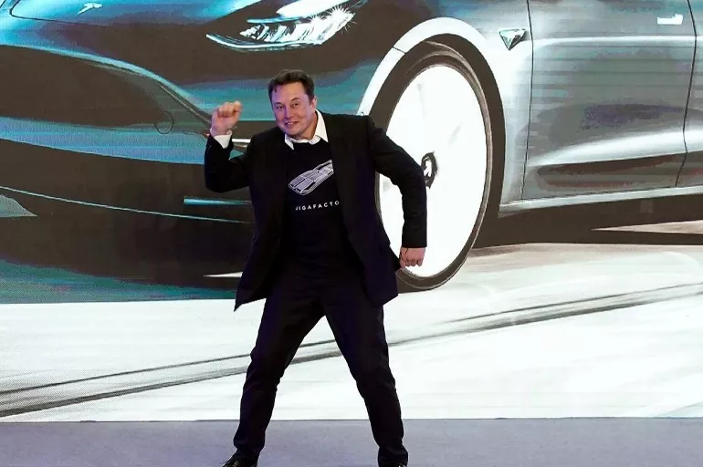 Tesla'dan dev Çin hamlesi! 400 bin aracı geri çağırıyor