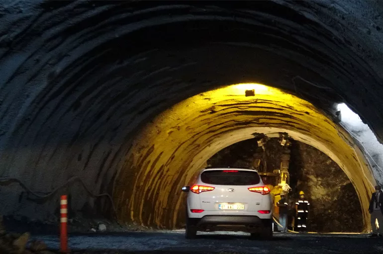 Avrupa'nın en uzun tüneli olacak! Zigana'da geri sayım sürüyor