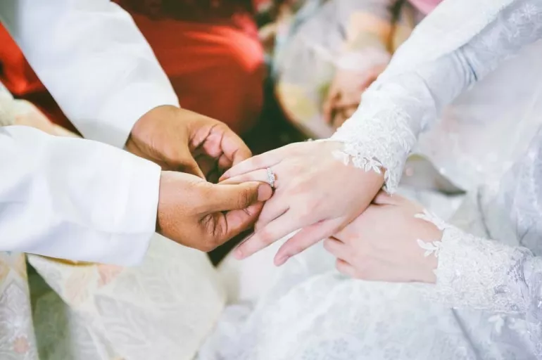 Bu haberi okuyanlar evlenmek için acele etsin! Evli olmak o hastalıktan koruyor