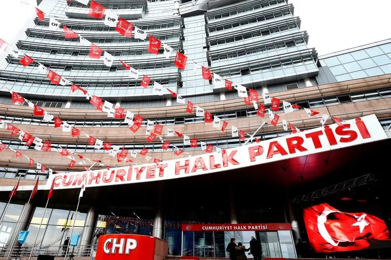 CHP'de il yönetimi ile genel merkez arasında 'Başkan kim?' kavgası! Veto partide tansiyonu yükseltti 