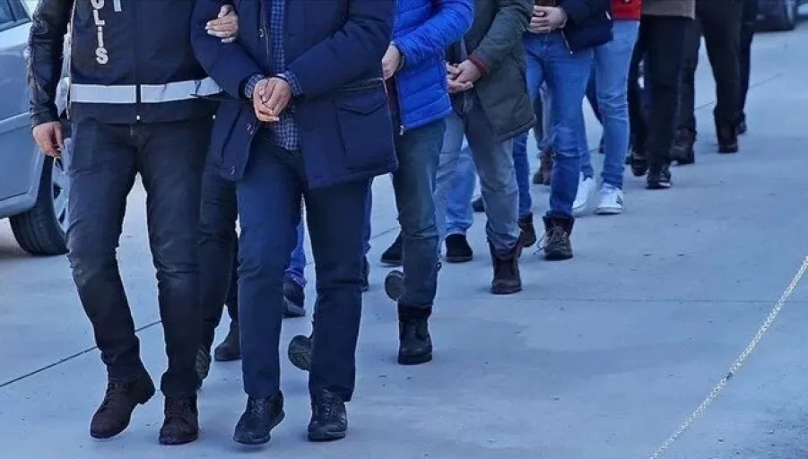 Hain terör örgütü PKK'ya İstanbul'da dev operasyon! 11 şüpheli gözaltında