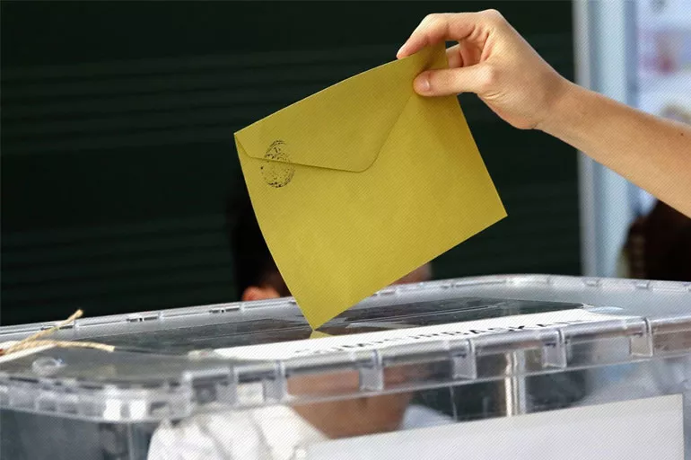 Son seçim anket sonuçları: CHP ve İYİ Parti kritik eşiği geçemedi! Erdoğan en yakın rakibini 4'e katladı