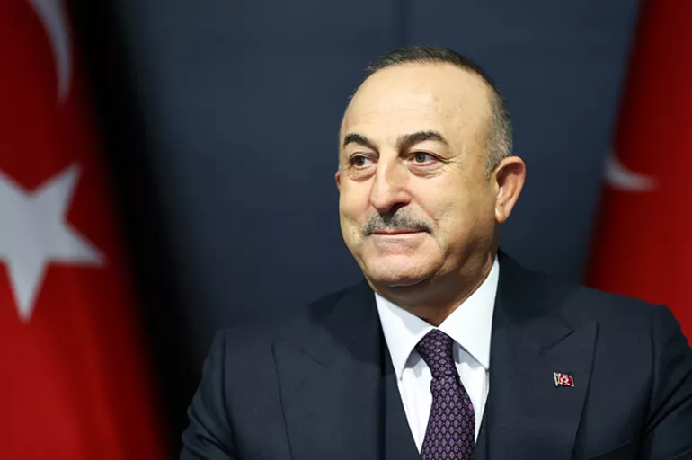 Çavuşoğlu'ndan "masa başında büyükelçilik" açıklaması: Devletin varlığını hissettirmezsek...