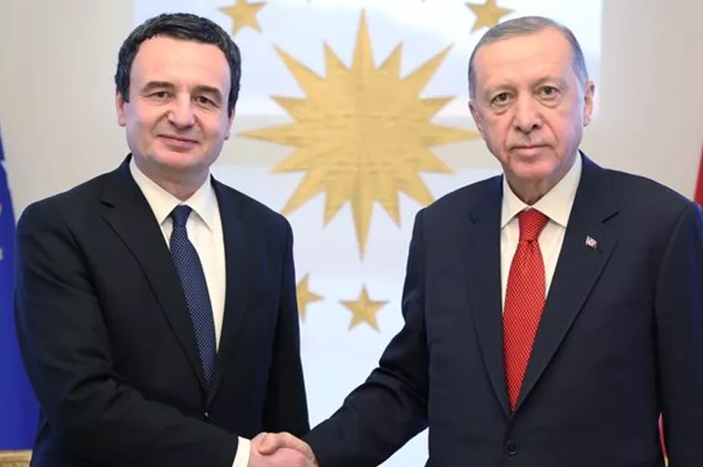 Davete icabet etti! Erdoğan, Kosova Cumhuriyeti Başbakanı Kurti'yi kabul etti