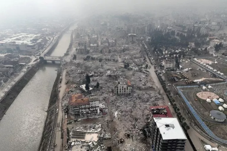 Hasarlı binalar yıkıldı Hatay hayalet şehre dönüştü