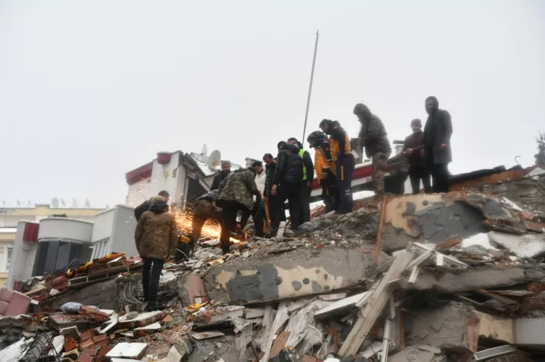 İçişleri Bakanlığı: Depremzedelerin sosyal medyadan yaptığı yardım çağrıları titizlikle toplanıyor