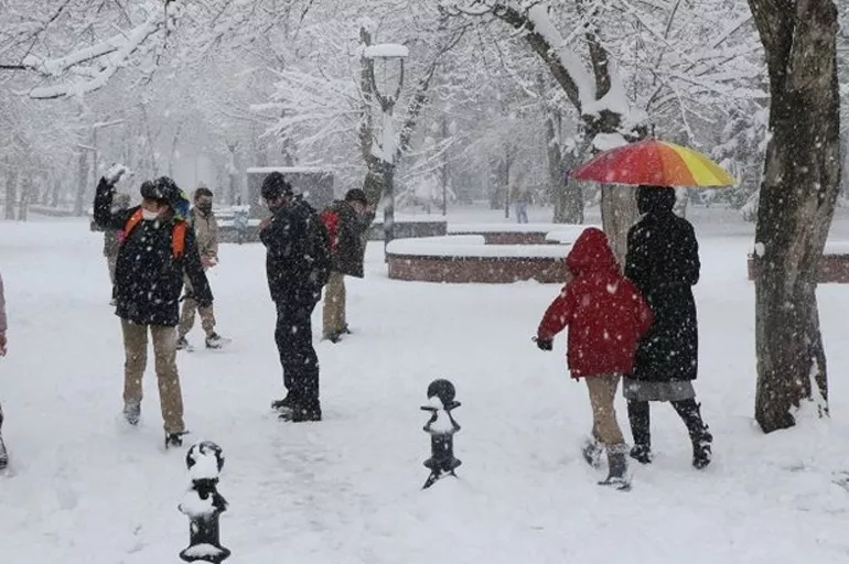 30 Mart okullar tatil mi? Hangi illerde kar yağışı nedeniyle okullar tatil edilecek?