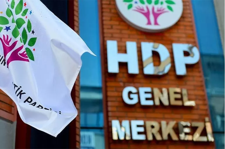 6'lı masaya HDP gelecek mi? 6'lı masada İYİ Parti'nin yerine hangi parti gelecek?