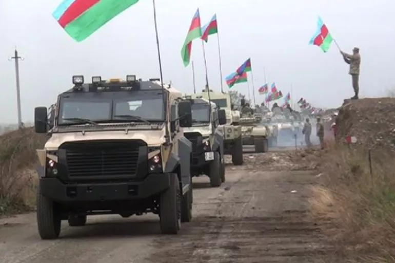 Azerbaycan ordusu harekete geçti! Karabağ'da önlemler arttırıldı