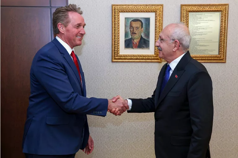 Dikkat çeken buluşma: ABD'nin Ankara Büyükelçisi Flake, Kılıçdaroğlu'nu ziyaret etti!