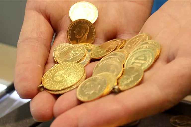 Ekonomistler altında sürpriz olmayacak diyerek açıkladı! 2000 dolar ile birlikte gram altın bu tarihte rekor kıracak