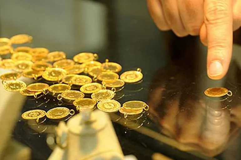 İslam Memiş'ten yatırımcıları sevince boğan haber! 1550 TL olacak diyerek açıkladı: Bu tarihe kadar alamayan gram altını zor görür