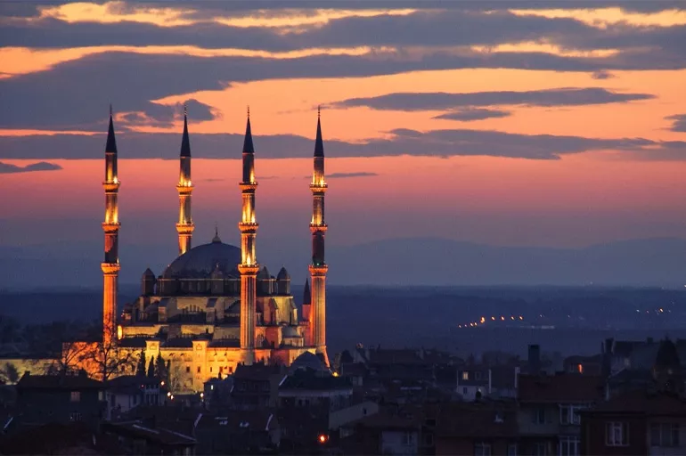 İSTANBUL 2023 SAHUR VE İFTAR! İstanbul Ramazan ayı iftar ve sahur saatleri
