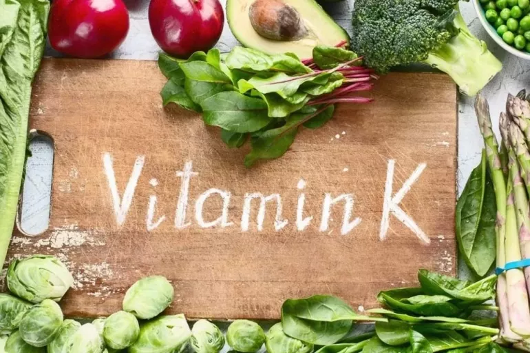 K vitamini nedir? K vitamini ne işe yarar? Hangi yiyeceklerde K vitamini bulunuyor?