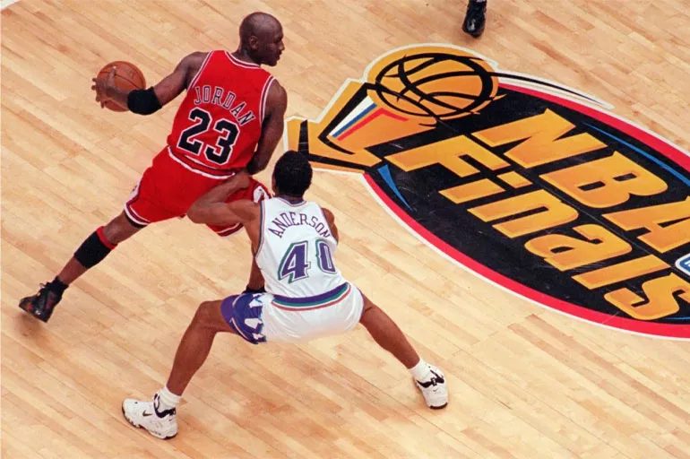 Michael Jordan'ın ayakkabıları açık artırmaya sunuldu, rekor ücret bekleniyor!