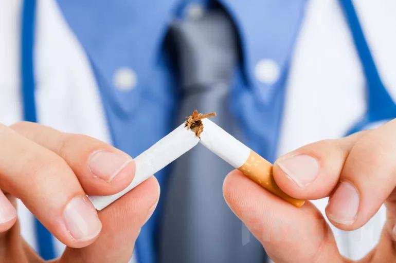 Sigarayı bırakınca vücutta neler oluyor? İlk 20 dakikaya dikkat!