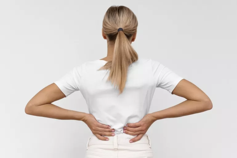 Sırta vuran mide ağrısının nedeni nedir? Stres mide ağrısına sebep olur mu?