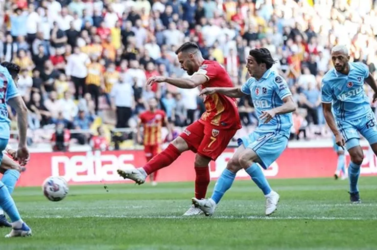 Trabzonspor - Kayserispor mücadelesinde ilk 11'ler belli oldu!