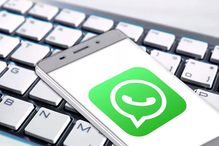 Whatsapp’ta büyük yenilik! 'Sohbette Tut' özelliği geliyor! Kaybolan mesajlar artık kaybolmayabilecek!