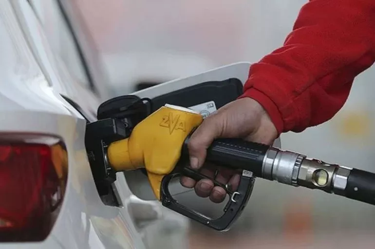 Akartyakıt fiyatları netleşti: İşte il il benzin-motorin fiyatları! Zam sonrası akaryakıt fiyatları bakın kaç lira oldu?