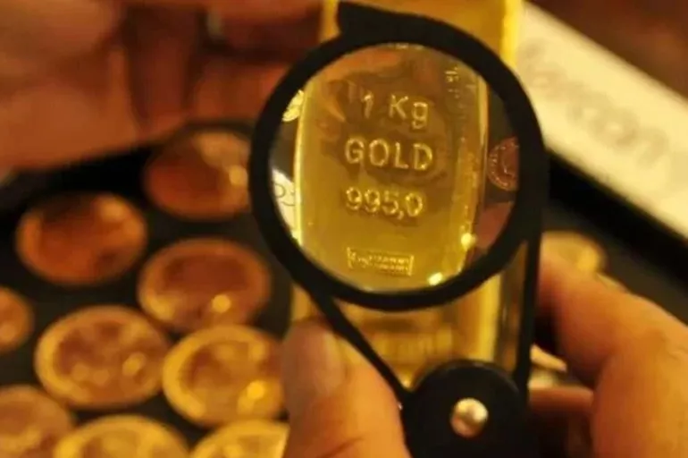 ALTIN FİYATLARINDA REKOR TARİHİ: Ünlü uzman gram altın için net tarihi verdi: Bir anda altın rekora gidecek
