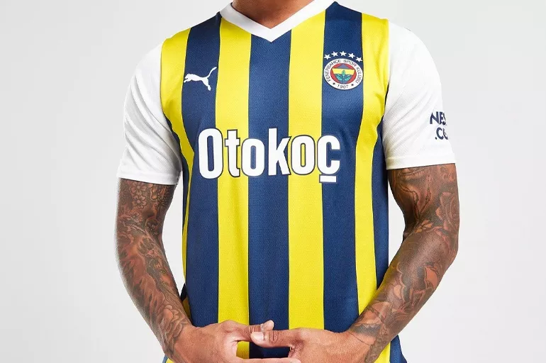 Fenerbahçe'nin 5 yıldızlı forması! TFF'ye rağmen 5 yıldızlı forma basına sızdı: İşte Fenerbahçe'nin 2023-2024 o forması...