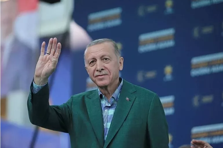 Cumhurbaşkanı Erdoğan'dan seçmenlere 2. tur çağrısı: 'Aydınlık bir geleceğe kapı aralayacaksınız'
