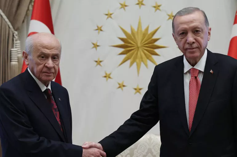 Son dakika: Cumhurbaşkanı Erdoğan - Bahçeli görüşmesi başladı