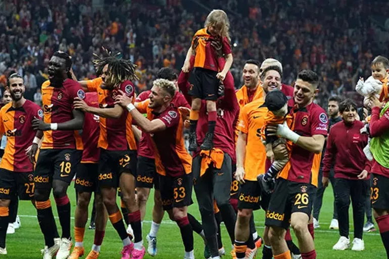 Son dakika: Galatasaray'dan TFF'ye flaş başvuru! Fenerbahçe maçı öncesi kollar sıvandı