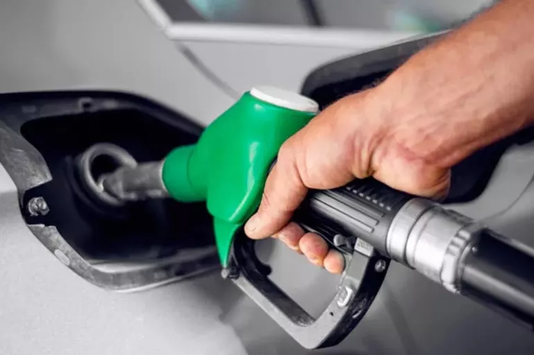 3 Haziran Cumartesi benzin fiyatları: İstanbul, Ankara, İzmir benzin fiyatı ne kadar? Benzin litre kaç TL?